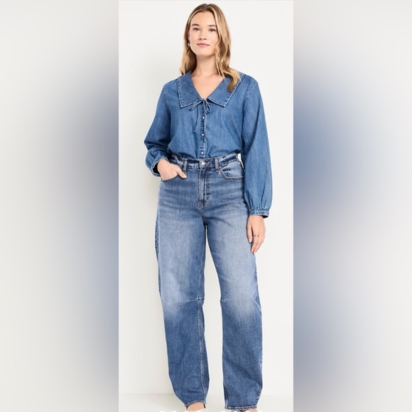 Old Navy High-Waisted Barrel Full Length Jeans in Medium Wash - Picture 9 of 13